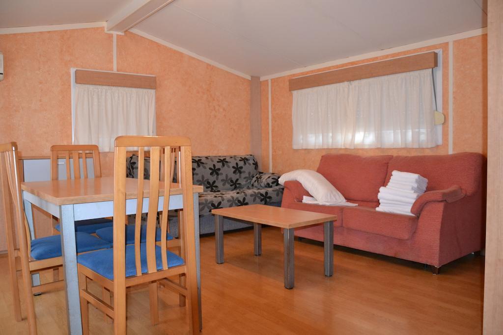 Camping Fuentes Blancas Burgo Esterno foto